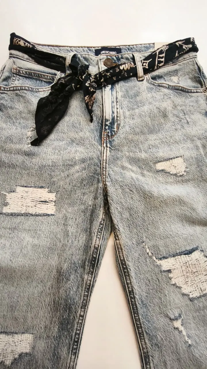 Jean Americanino, detalle