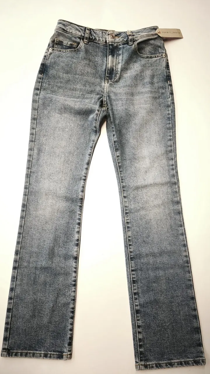 Jean Esprit, detalle